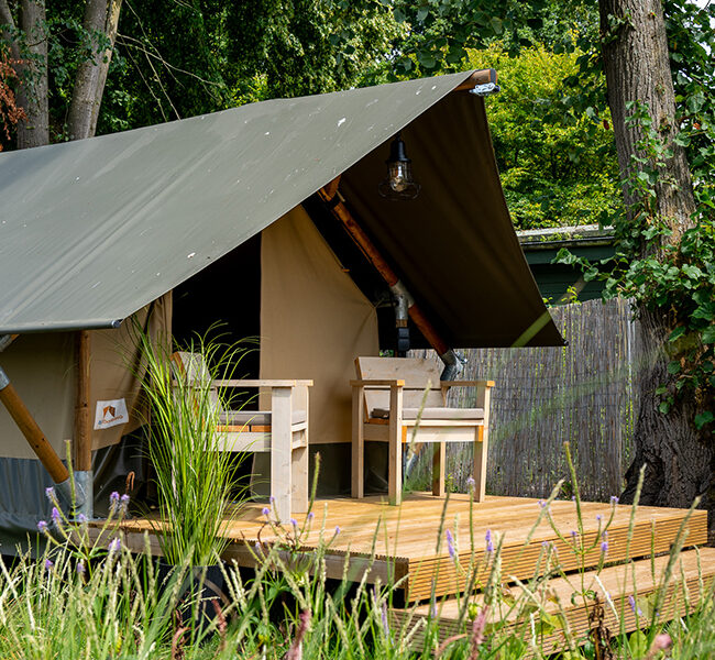 Exklusives Glamping und naturnahes Camping in Brüggen für Gäste ohne eigene Ausrüstung.